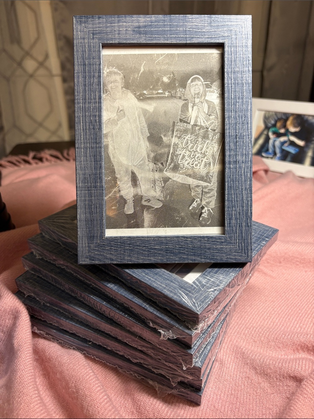 6 Blue Wood-Texture Photo Frame - Home Accents NWT 5x7/3.5x5.5